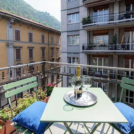 Apartment Duomo View 47 *